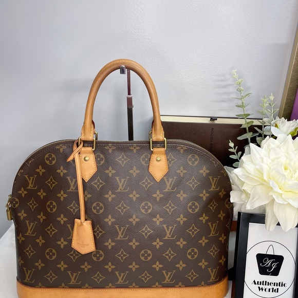 Louis Vuitton Alma Gm monogram Handbag - Picture 1 of 16